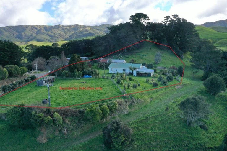 Photo of property in 130 Omata Road, Pahiatua, 4988