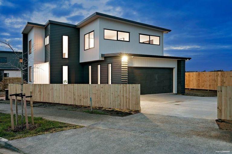 Photo of property in 51a Hayfield Way, Karaka, Papakura, 2113