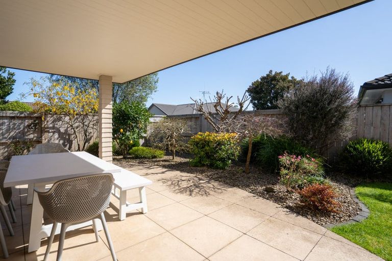 Photo of property in 7 Norfolk Drive, Cambridge, 3434