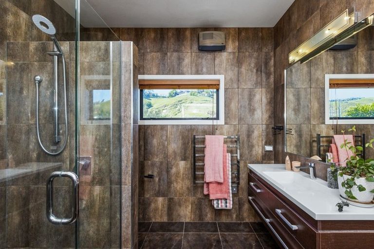 Photo of property in 133 Kent Terrace, Taradale, Napier, 4112