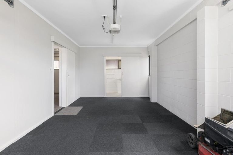 Photo of property in 70 James Cook Drive, Welcome Bay, Tauranga, 3112