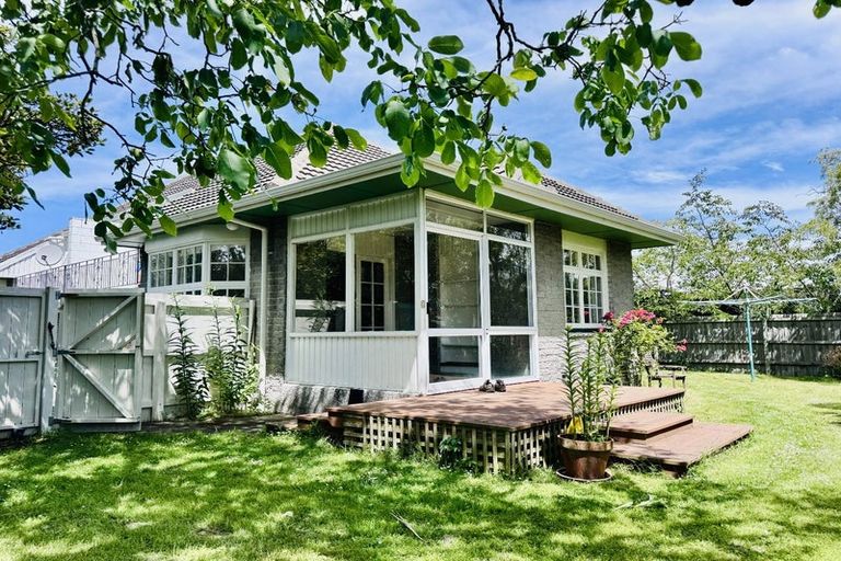 Photo of property in 2/12 Lothian Street, Ilam, Christchurch, 8041