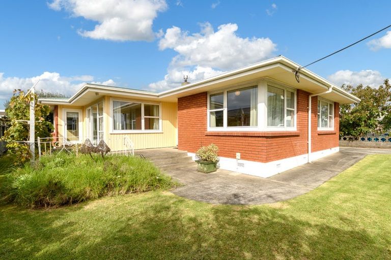 Photo of property in 433 Otumoetai Road, Otumoetai, Tauranga, 3110