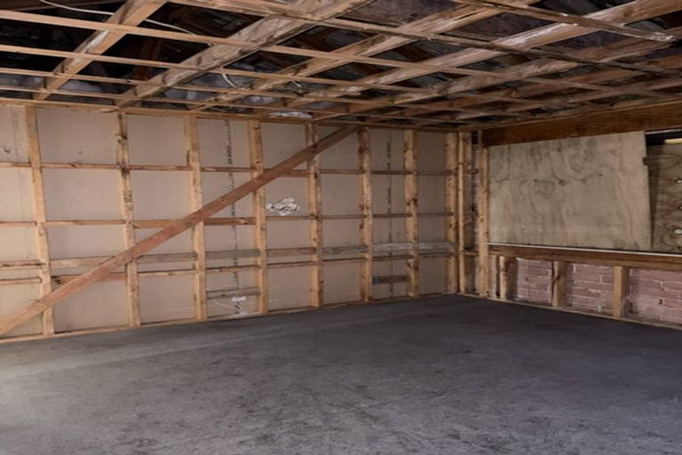 Photo of property in 21 Charlton Road, Gore, 9710