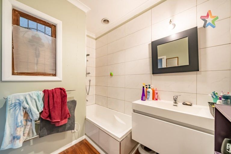 Photo of property in 24 Godley Street, Waterloo, Lower Hutt, 5011