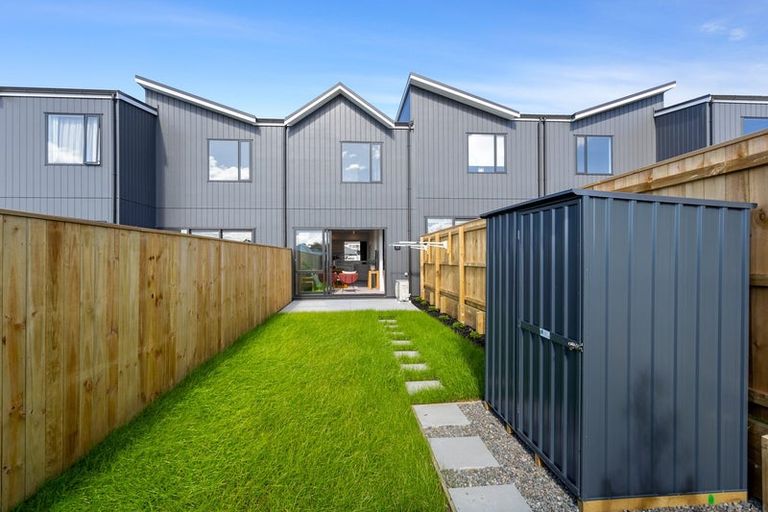Photo of property in 42 Cambie Avenue, Red Beach, 0932