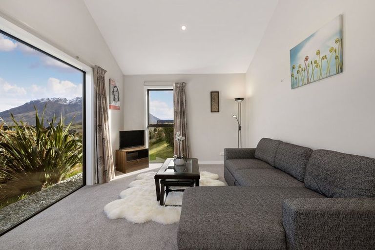 Photo of property in 24 Mckellar Drive, Jacks Point, Queenstown, 9371