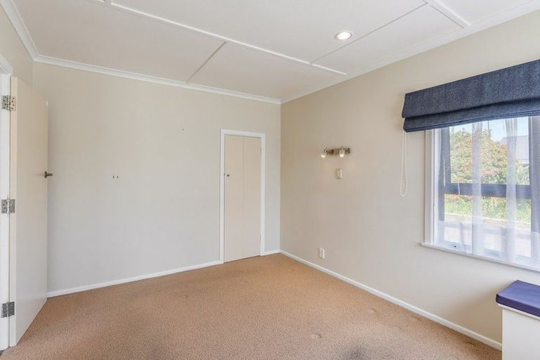 Photo of property in 33 Martin Road, Paraparaumu Beach, Paraparaumu, 5032