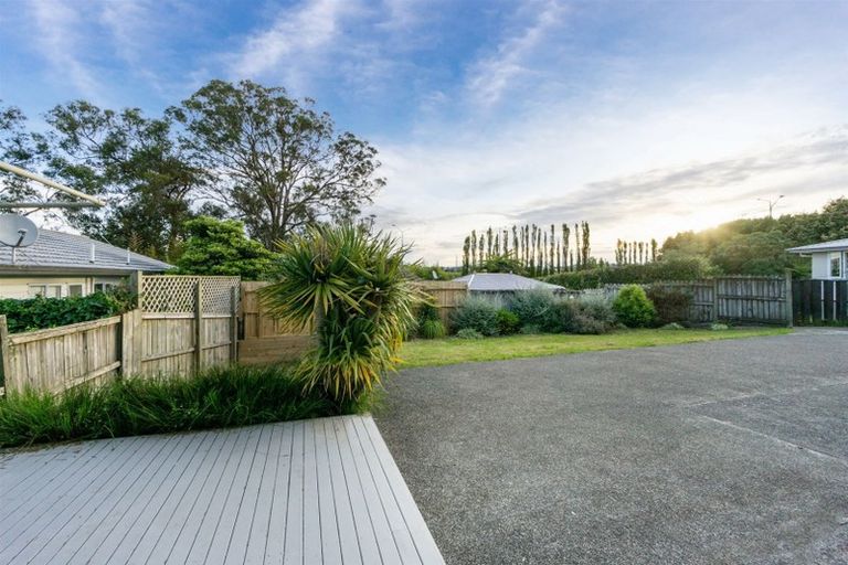 Photo of property in 1/24 Lyttelton Avenue, Forrest Hill, Auckland, 0620