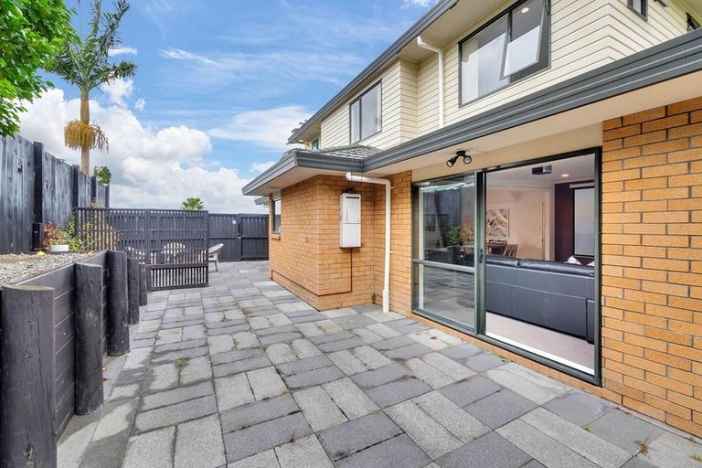 Photo of property in 15 San Carlo Court, Henderson, Auckland, 0612