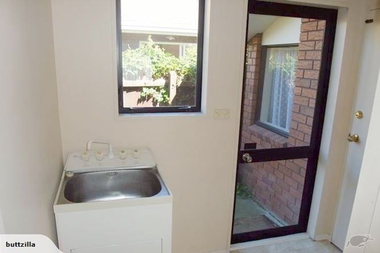 Photo of property in 96b Picton Avenue, Riccarton, Christchurch, 8011