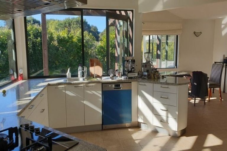 Photo of property in 11 Centaur Close, Albany, Auckland, 0632