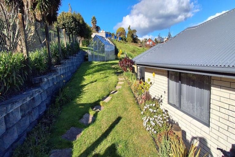 Photo of property in 11 Lakeview Terrace, Huntly, 3700