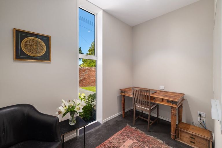 Photo of property in 51 Jeffreys Road, Bryndwr, Christchurch, 8052