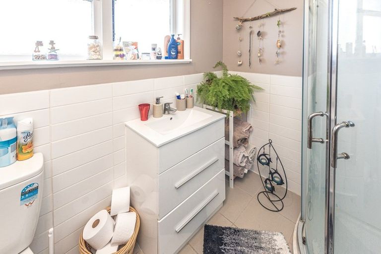 Photo of property in 51 Kowhai Street, Castlecliff, Whanganui, 4501