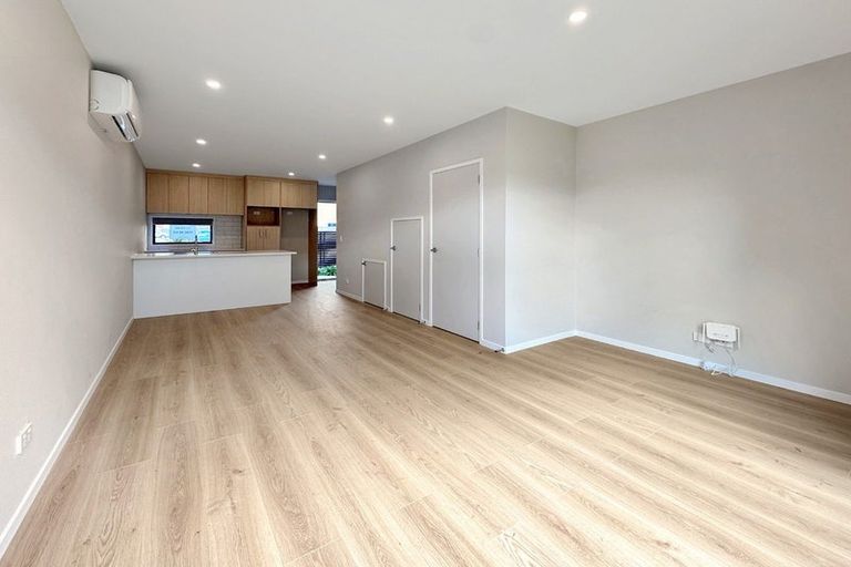 Photo of property in 38 Whati Lane, Henderson, Auckland, 0612
