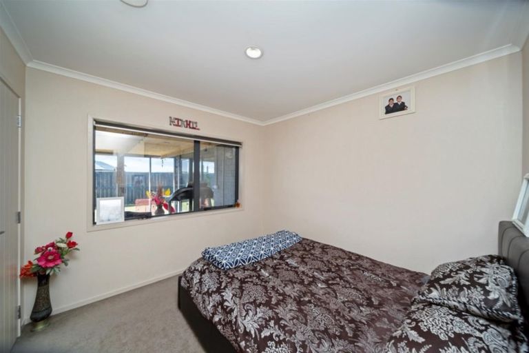 Photo of property in 14 Reremoana Close, Hawera, 4610