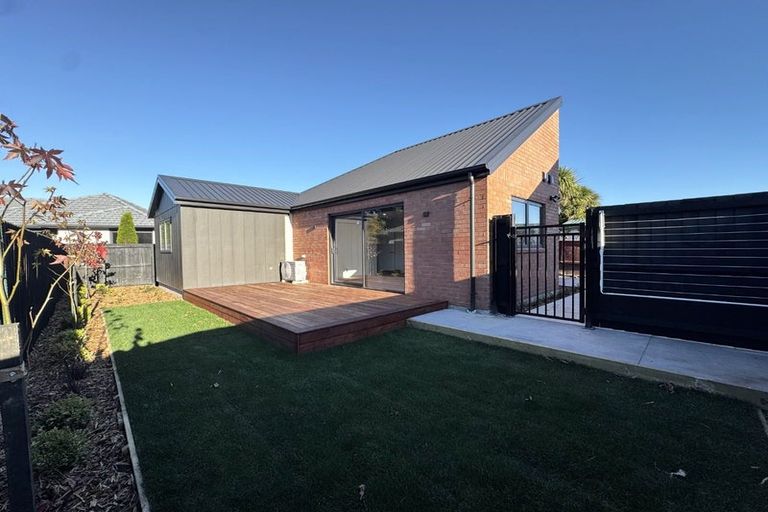 Photo of property in 3/300 Westminster Street, Mairehau, Christchurch, 8013