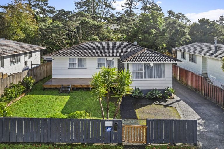 Photo of property in 72 Helena Street, Massey, Auckland, 0614
