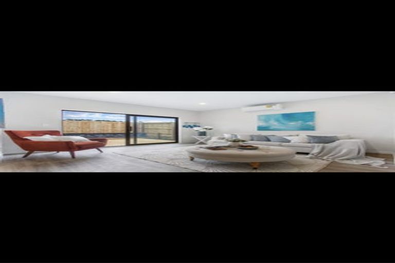 Photo of property in 17 Dinaric Lane, Westgate, Auckland, 0814