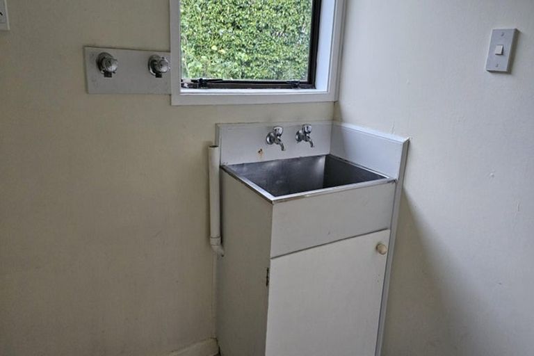 Photo of property in 82 Glen Road, Ranui, Auckland, 0612