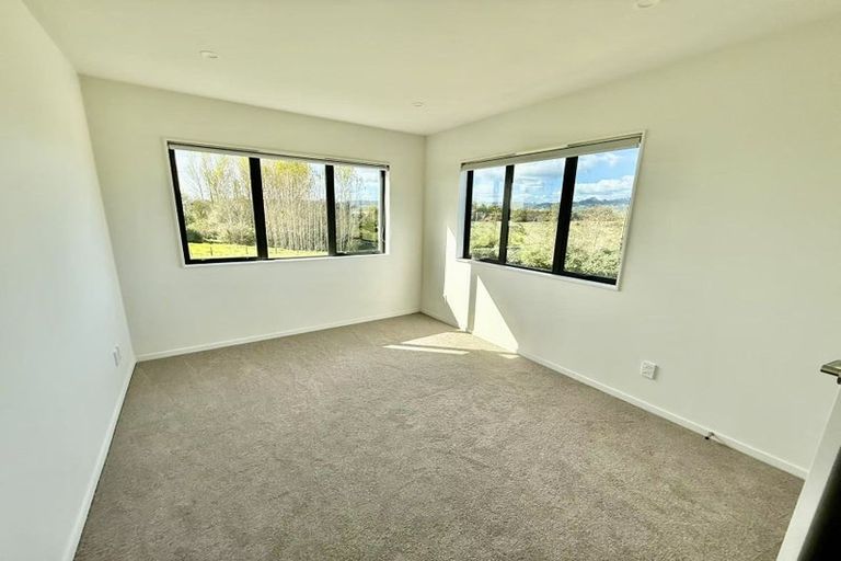 Photo of property in 3/35 Young Crescent, Drury, 2113