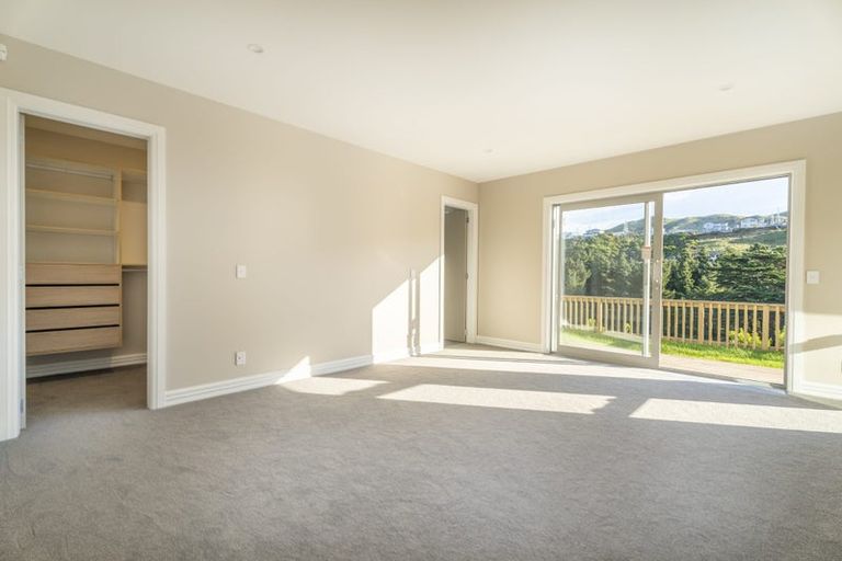 Photo of property in 24 Farnworth Terrace, Churton Park, Wellington, 6037