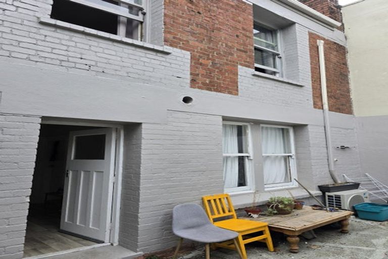 Photo of property in 142 Riddiford Street, Newtown, Wellington, 6021