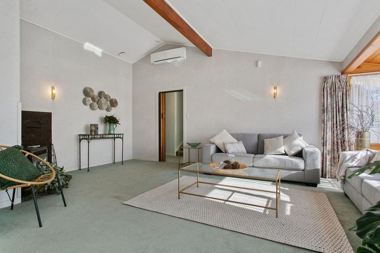 Photo of property in 110 Grey Street, Cambridge, 3434