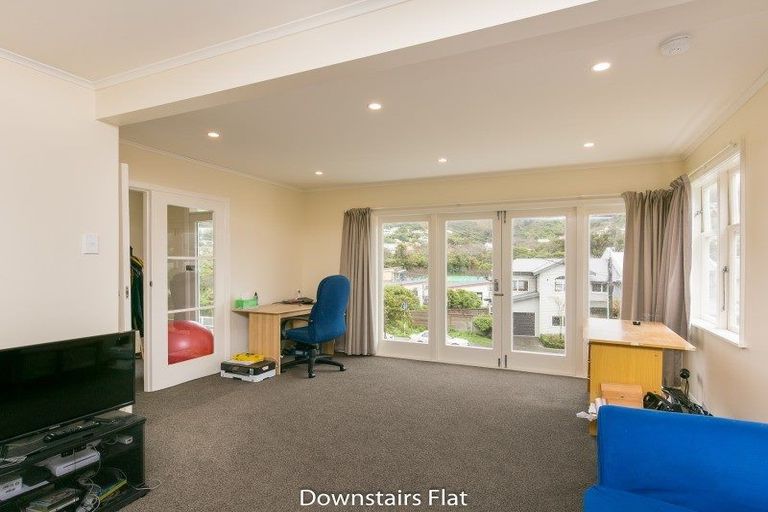 Photo of property in 21 South Karori Road, Karori, Wellington, 6012