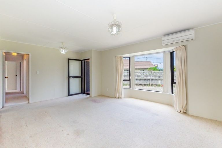 Photo of property in 14 Te Kupe Road, Paraparaumu Beach, Paraparaumu, 5032