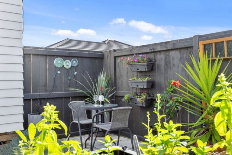 Photo of property in 215/11 Kamahi Crescent, Papamoa Beach, Papamoa, 3118