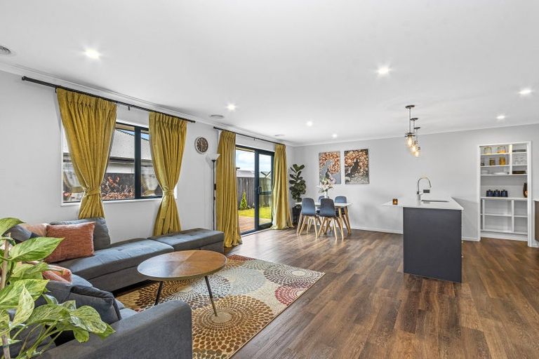 Photo of property in 53 Selfe Crescent, Burwood, Christchurch, 8083