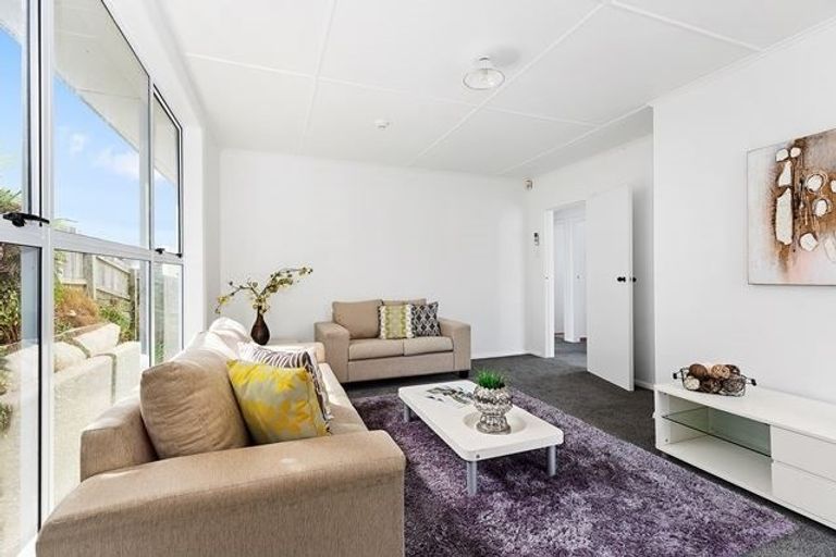 Photo of property in 55 Piko Street, Titahi Bay, Porirua, 5022