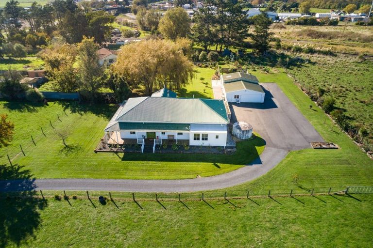 Photo of property in 2114 State Highway 56, Longburn, Palmerston North, 4477