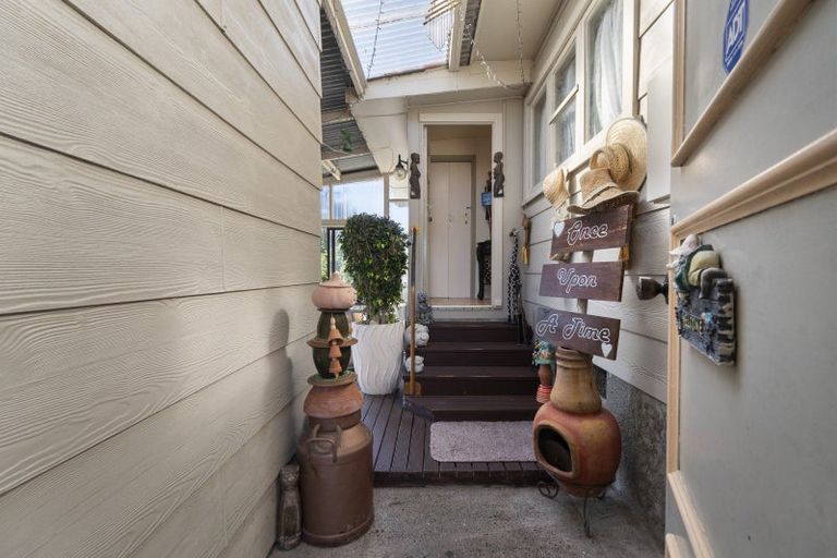 Photo of property in 6 Milne Street, Sanson, 4817