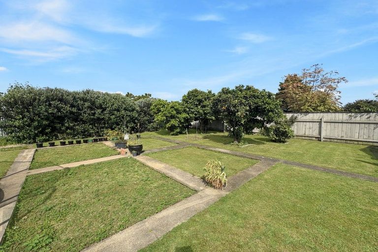 Photo of property in 68 Kennedy Drive, Levin, 5510