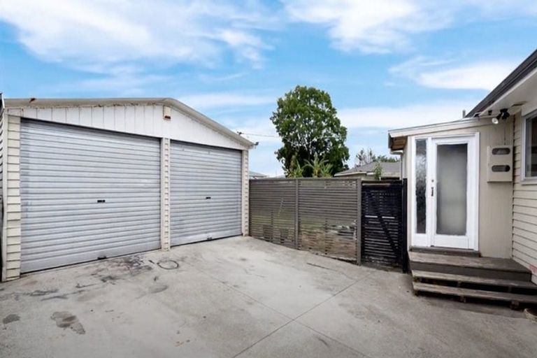 Photo of property in 37 Winsford Street, Manurewa, Auckland, 2102
