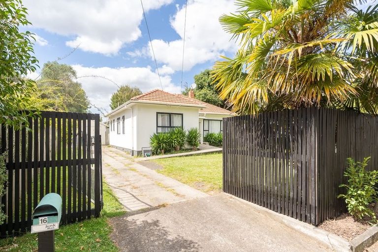 Photo of property in 16 Marire Avenue, Frankton, Hamilton, 3204