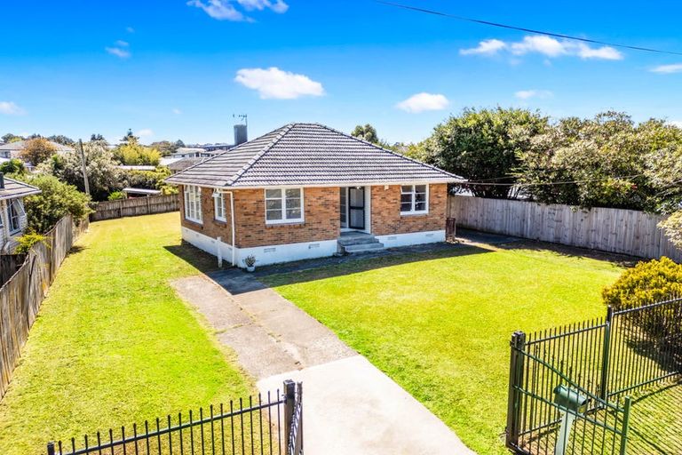 Photo of property in 80 Mcannalley Street, Manurewa East, Auckland, 2102