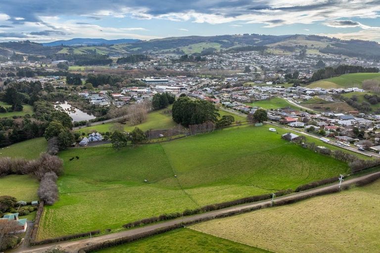 Photo of property in 35 Weir Street, Waldronville, Dunedin, 9018