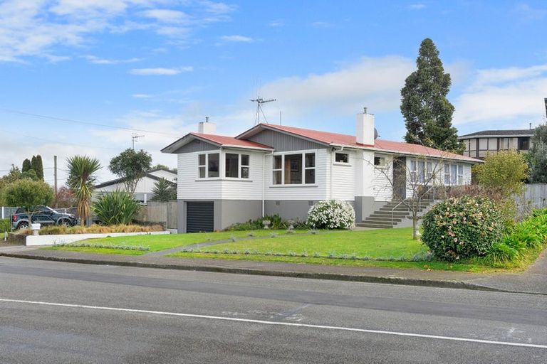 Photo of property in 1 Glen Street, Levin, 5510