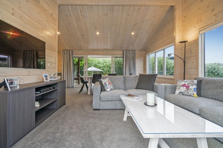 Photo of property in 35 Pleasant Place, Pauanui, Hikuai, 3579