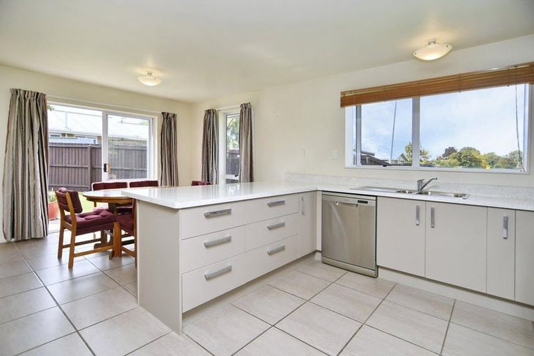 Photo of property in 59 Newnham Street, Rangiora, 7400