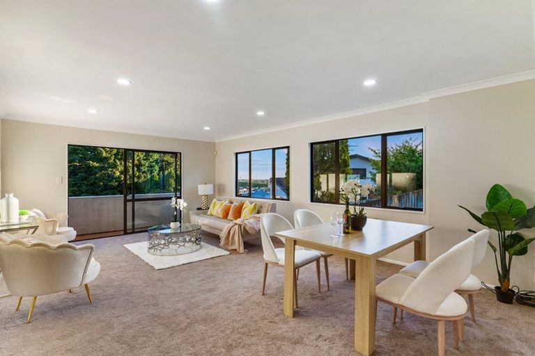 Photo of property in 7 Chieftain Rise, Goodwood Heights, Auckland, 2105
