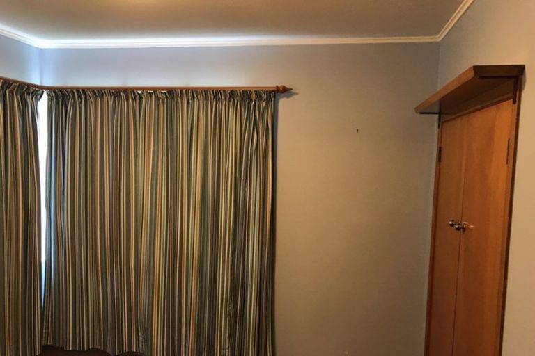 Photo of property in 3 Angell Street, Johnsonville, Wellington, 6037