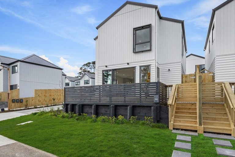 Photo of property in 56 Oreil Avenue, West Harbour, Auckland, 0618