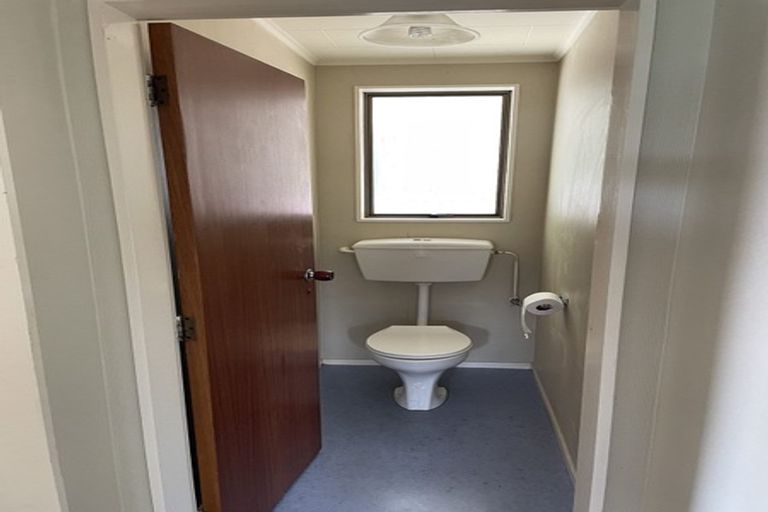 Photo of property in 97f2- Thackeray Street, Trentham, Upper Hutt, 5018