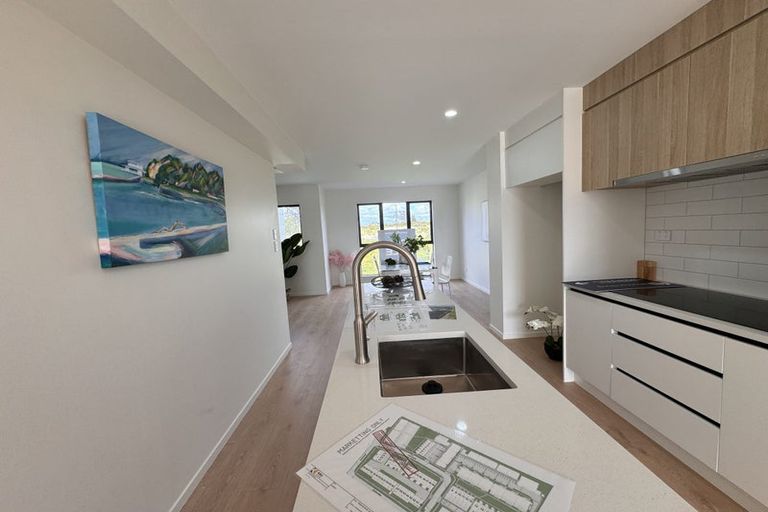 Photo of property in 3 Rakau Road, Hobsonville, Auckland, 0618