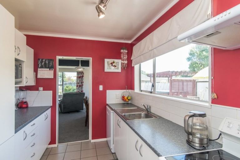 Photo of property in 24b Mahana Road, Paraparaumu Beach, Paraparaumu, 5032
